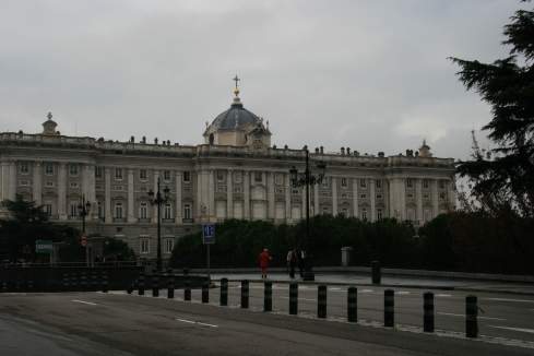 a large white building with a dome on top