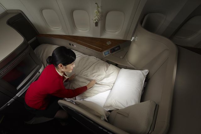 cathay-pacific-first-class-sleeping