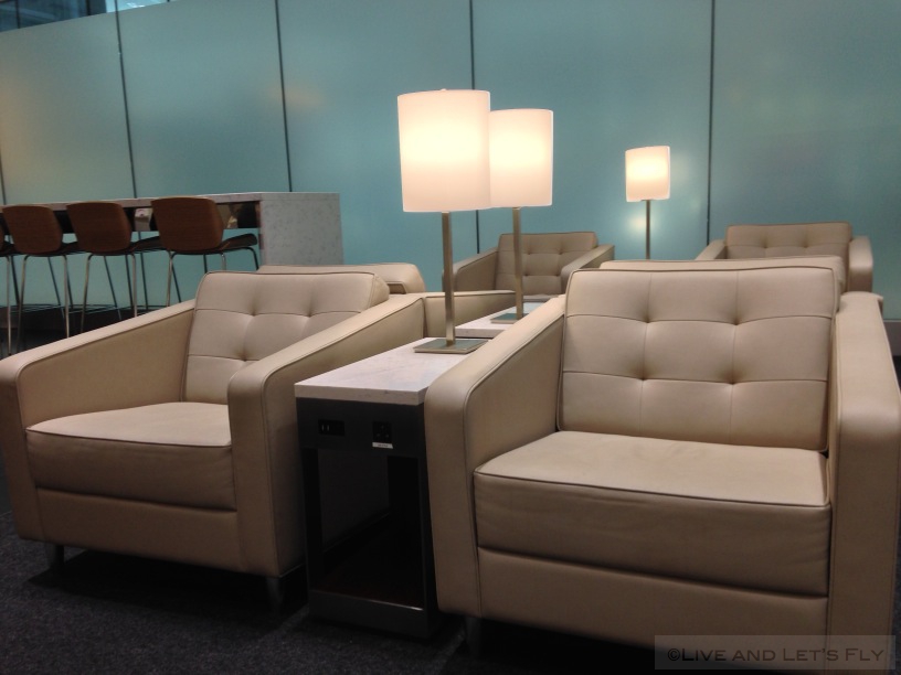 a-united-global-first-lounge-london-heathrow-terminal-two-arrivals-01