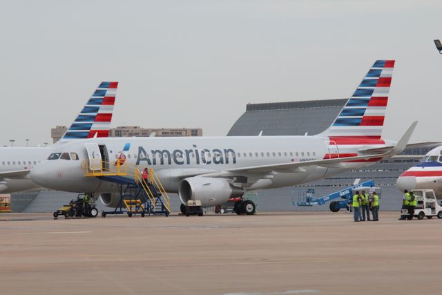 aa_newa319_dfw_american_airlines_31