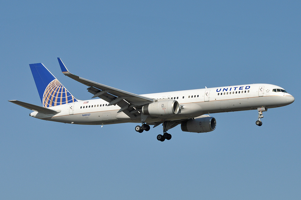 united-airlines-757