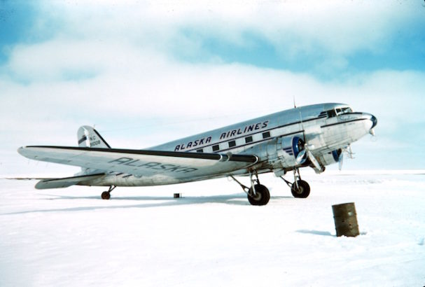 dc-3_on_ice_colors_adjusted