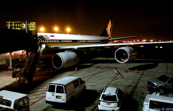 singapore-airlines-newark-a340-500
