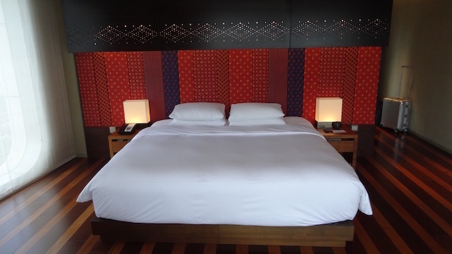 Andaz King bed