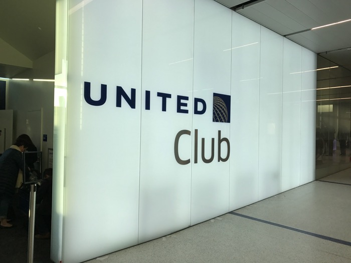 new-united-club-t7-at-lax-3