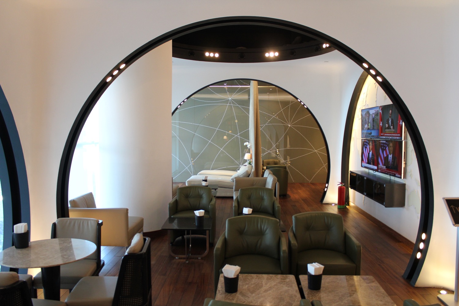 turkish-airlines-arrivals-lounge-istanbul-19