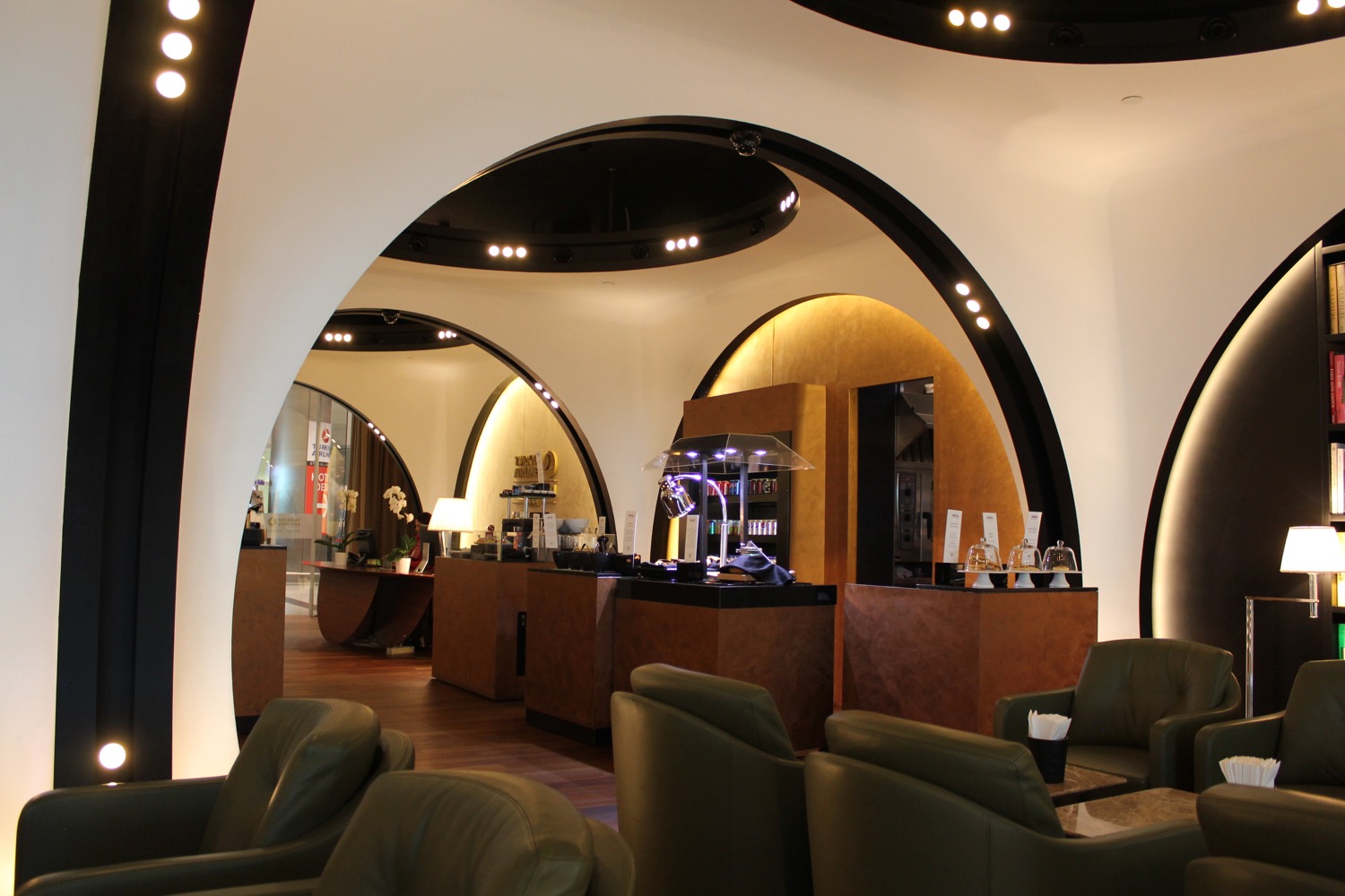 turkish-airlines-arrivals-lounge-istanbul-3