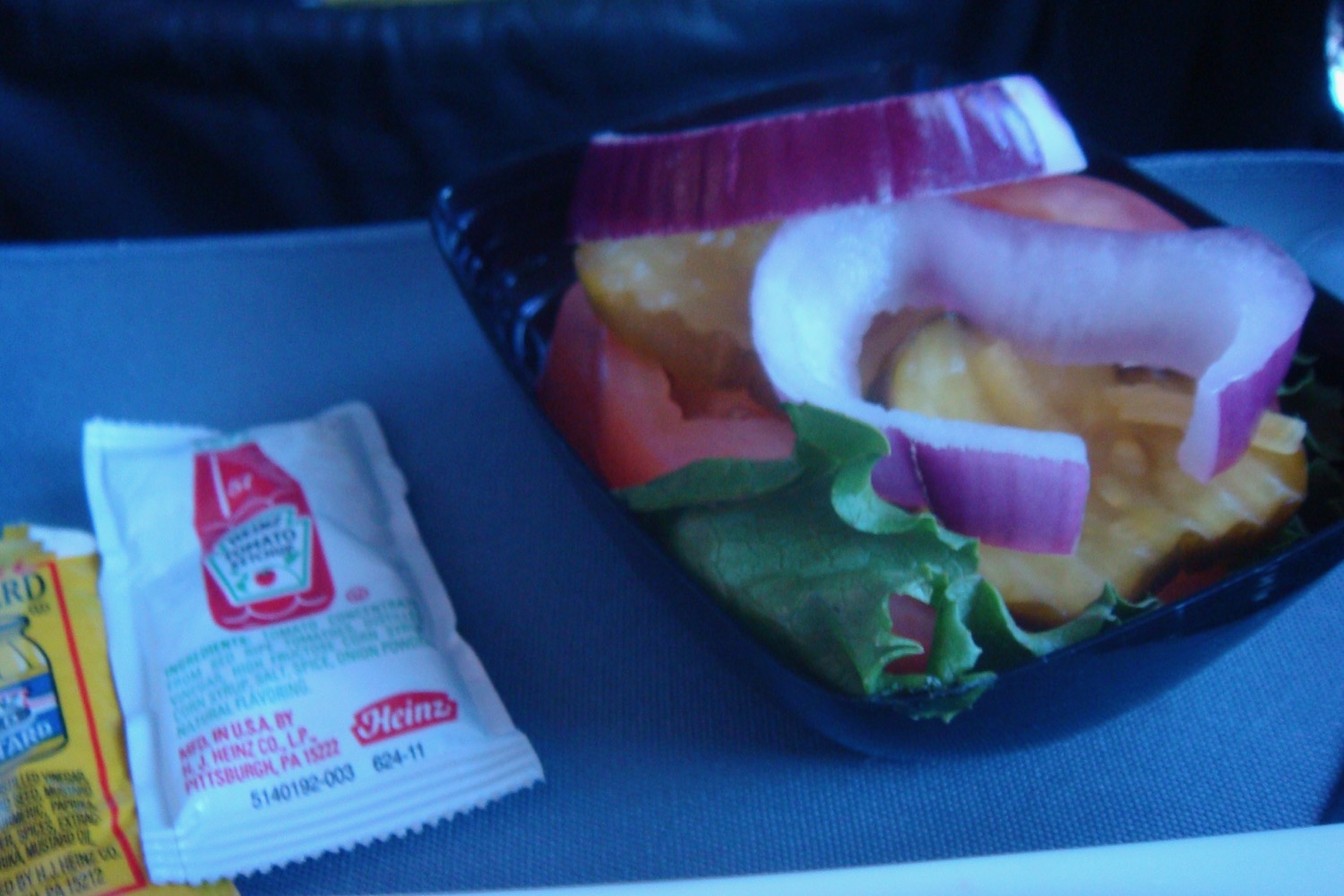 United Airlines Cheesburger - 2