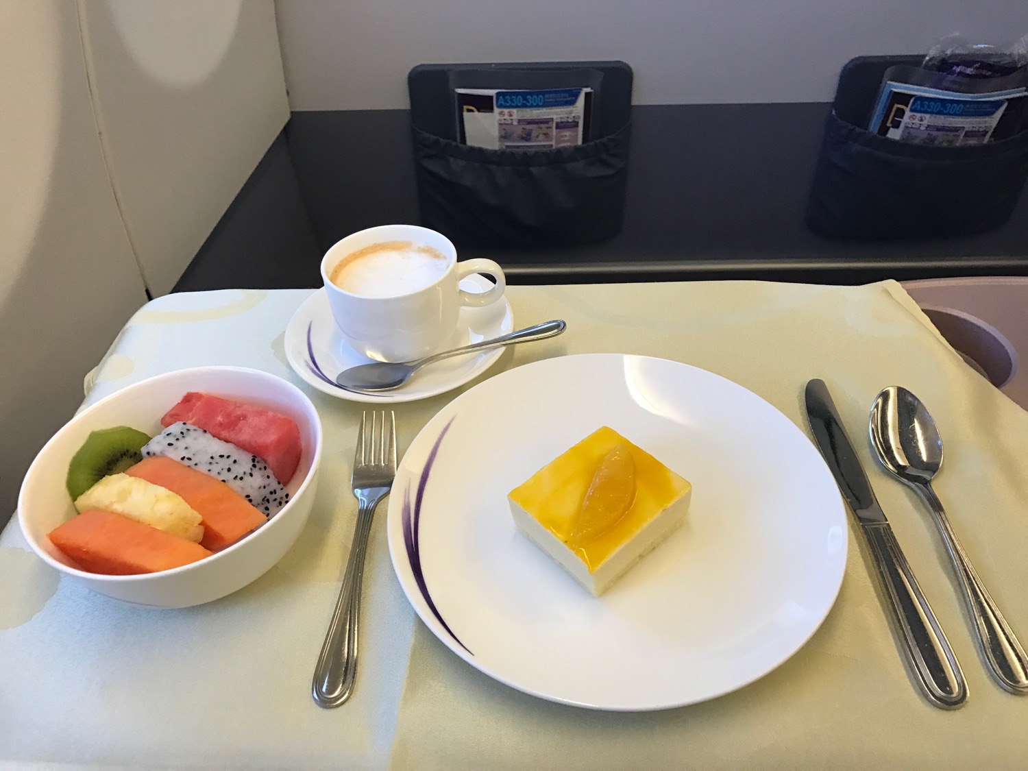 China Airlines A330 Business Class - 4