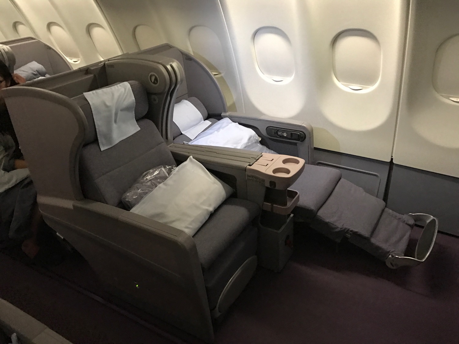 China Airlines A330 Business Class - 6