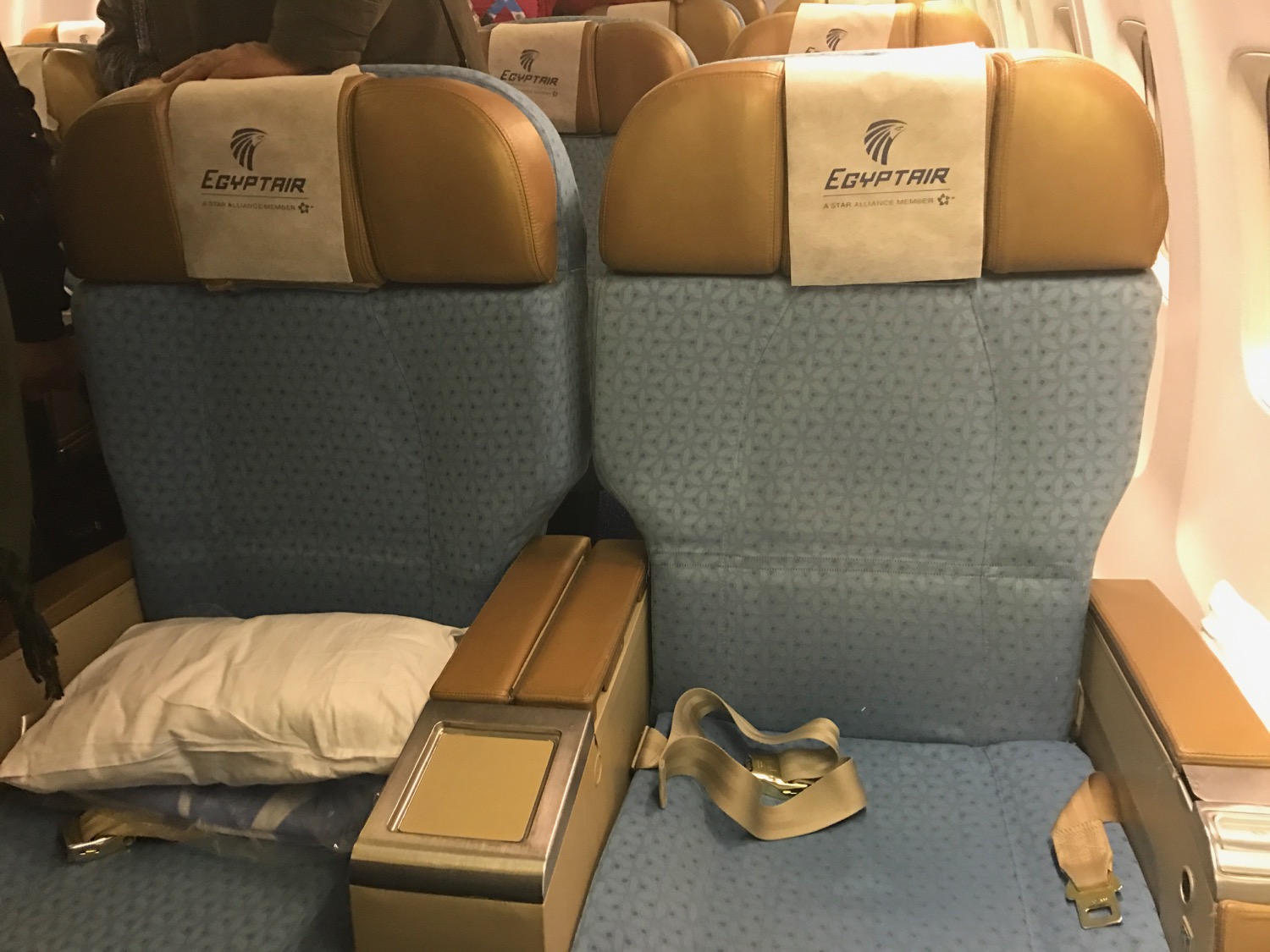 EgpytAir Cairo to Beirut 737-800 Business Class - 28
