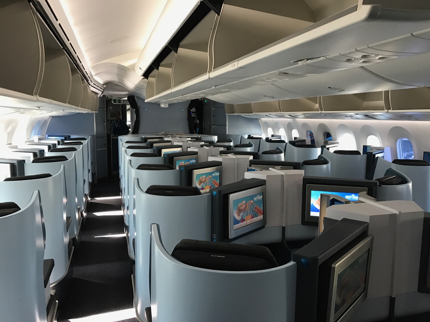 KLM 787 Business Class Review - 10