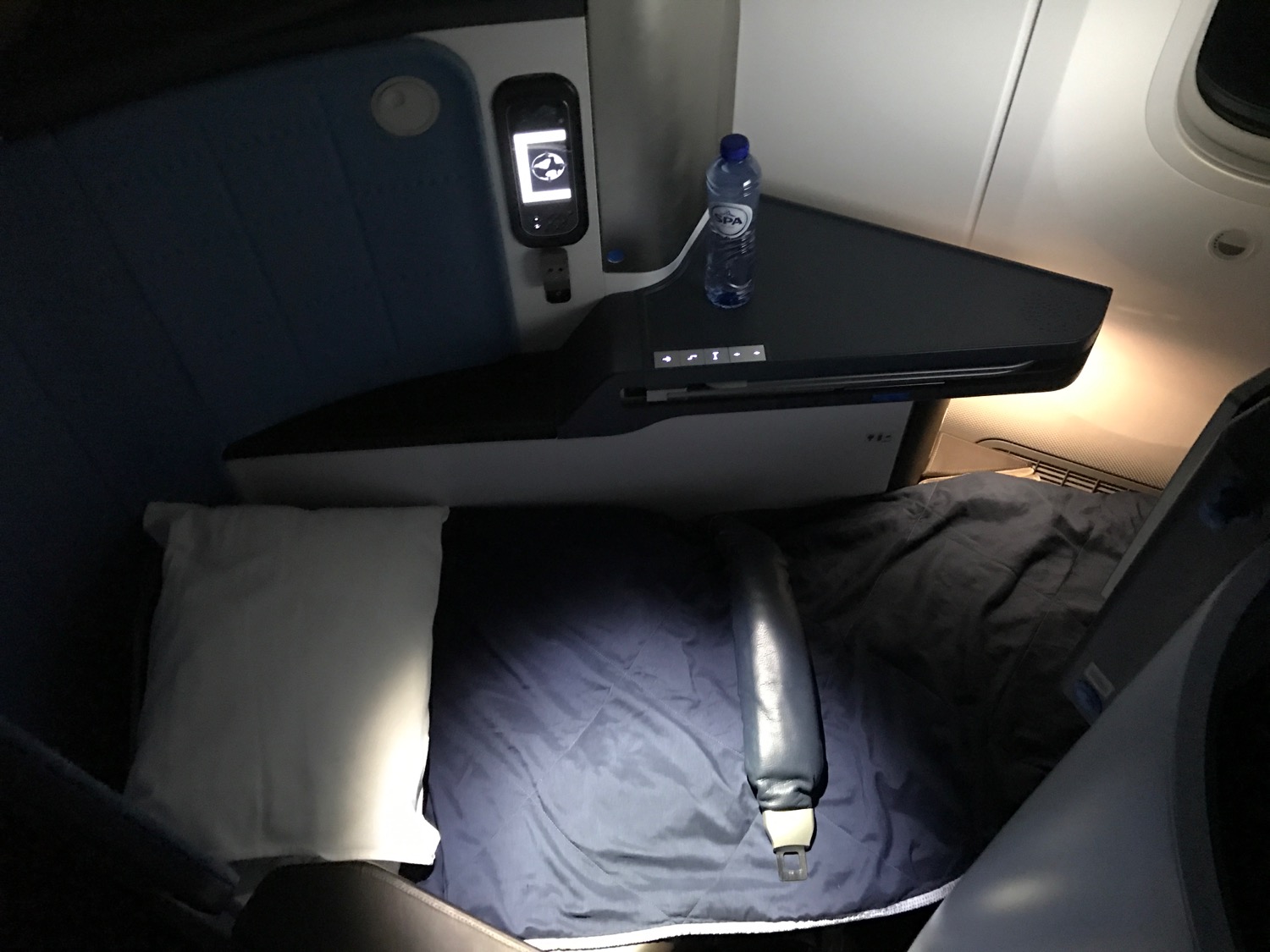 KLM 787 Business Class Review - 83