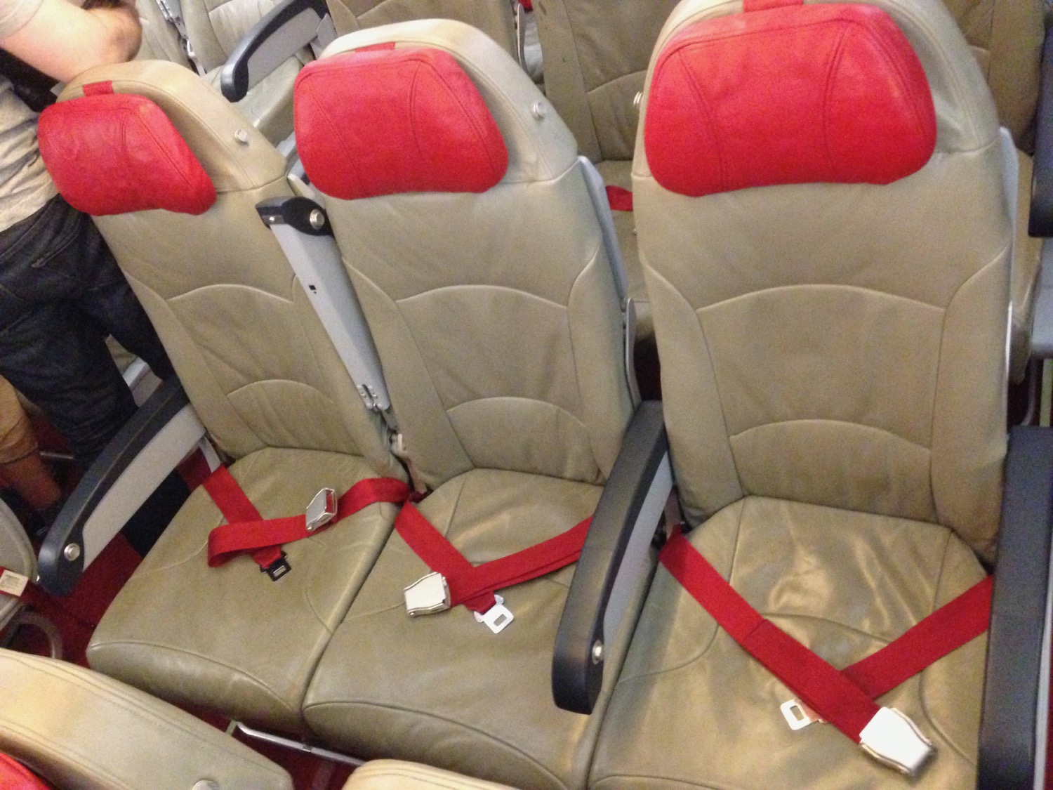 AirAsia X Economy Class Review - 9