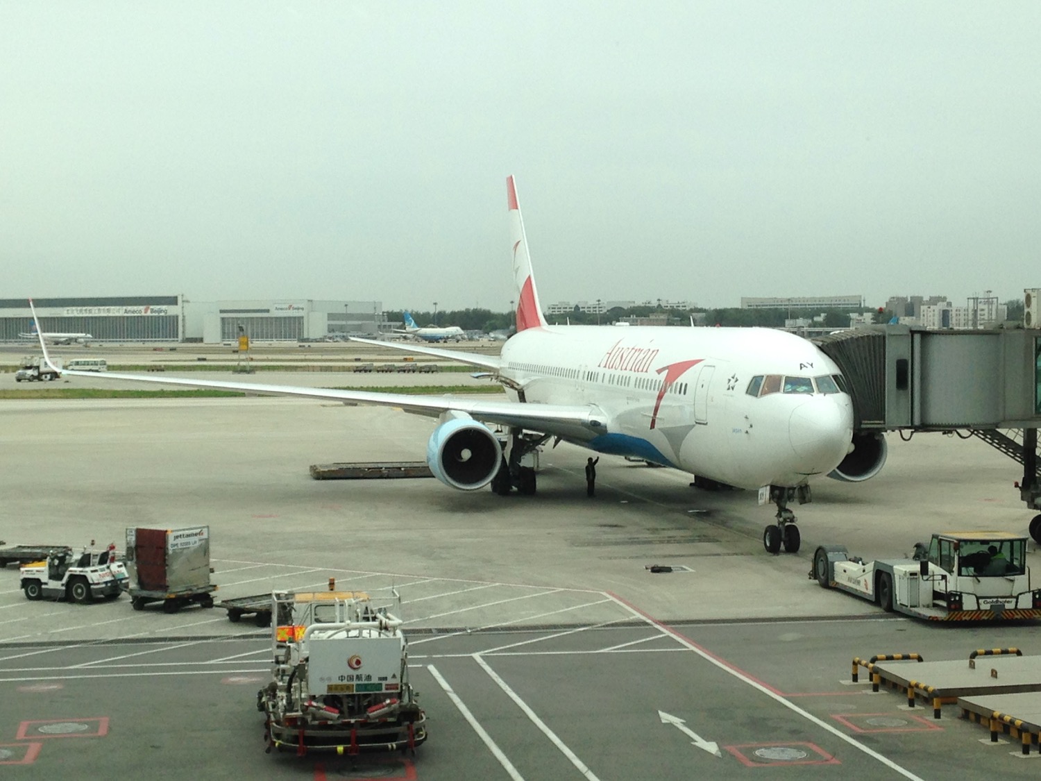 Austrian Airlines 767 Busines Class Review - 1