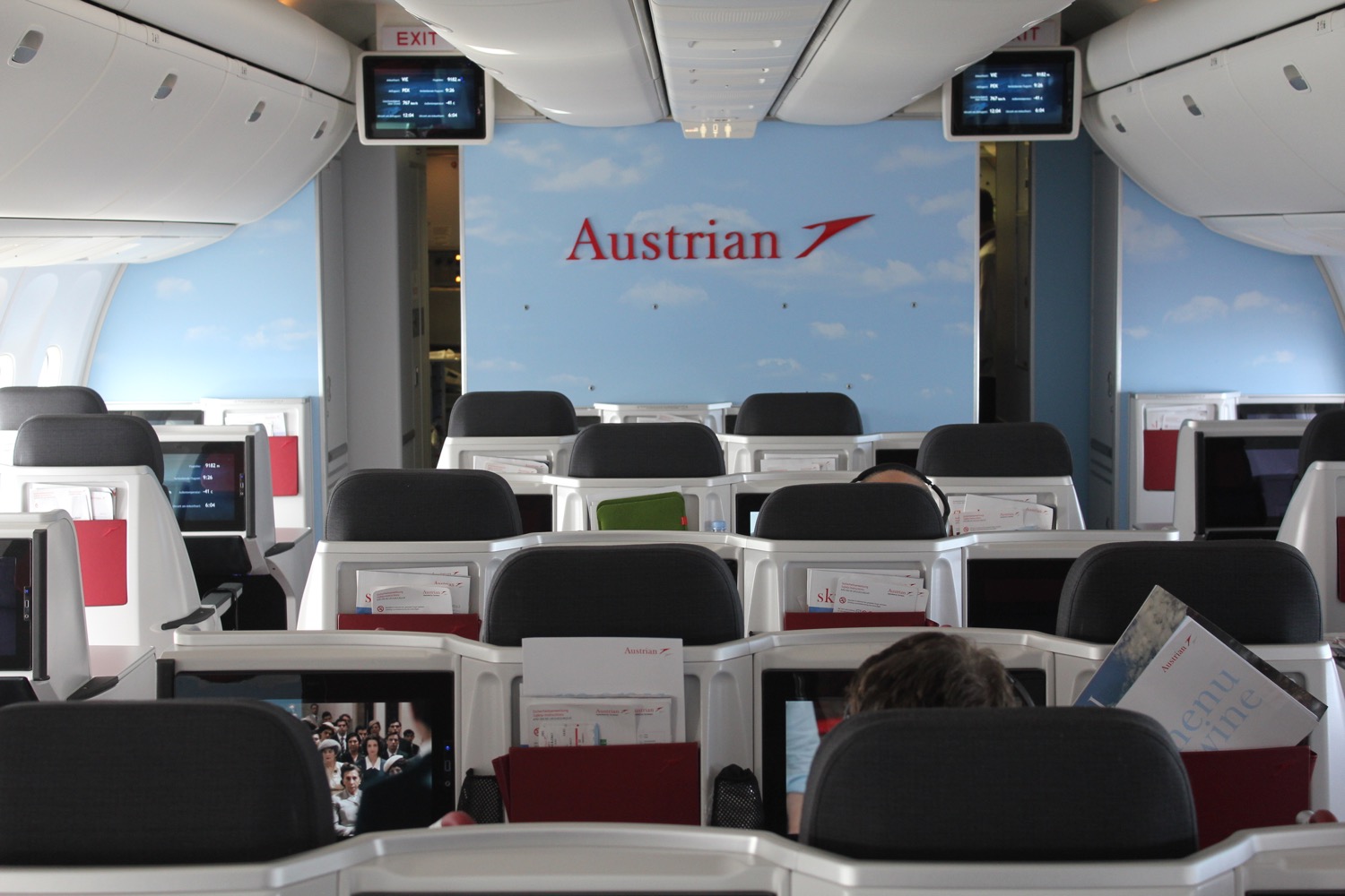 Austrian Airlines 767 Busines Class Review - 11