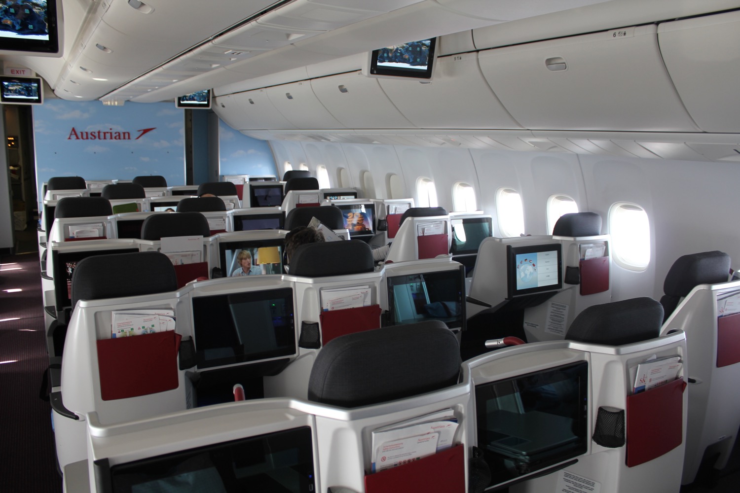 Austrian Airlines 767 Busines Class Review - 12