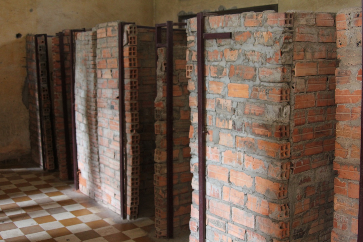 Tuol Sleng Genocide Museum - 16