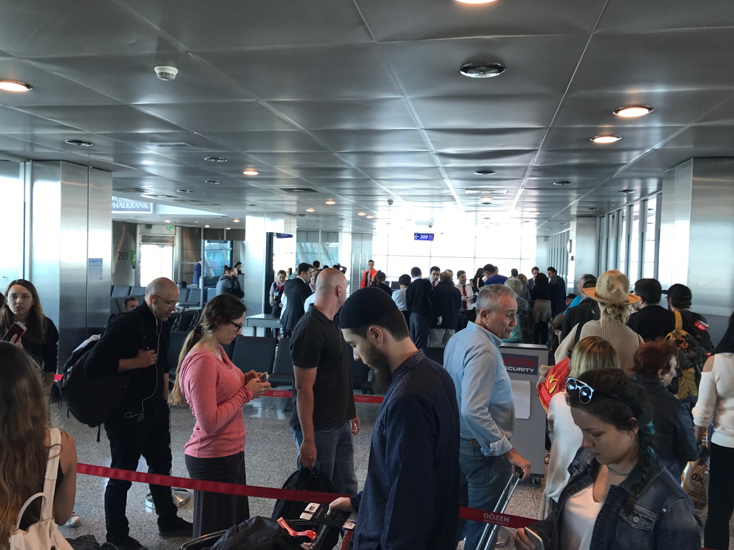 Turkish Airlines Electronics Ban Guide - 13