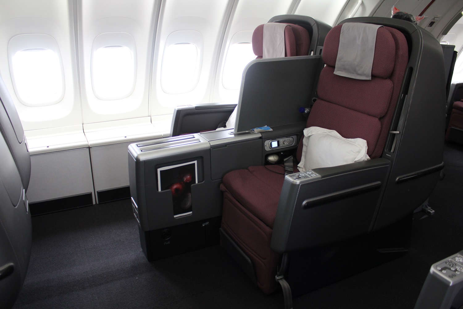Qantas Business Class 747 Review - 41