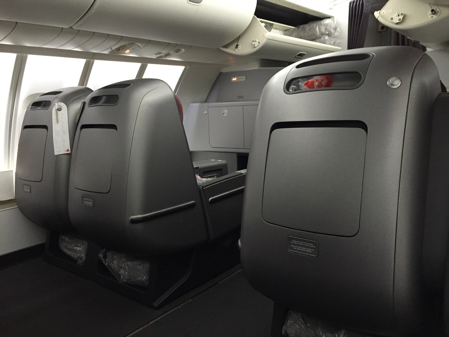 Qantas Business Class 747 Review - 6