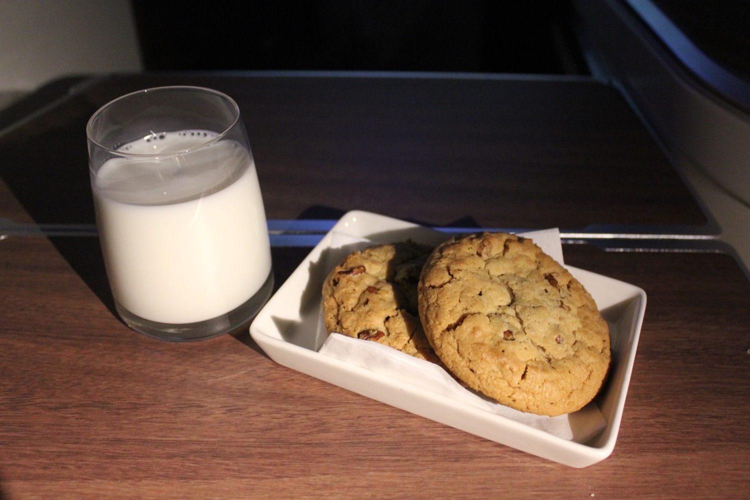 plate of cookies and glass of milk