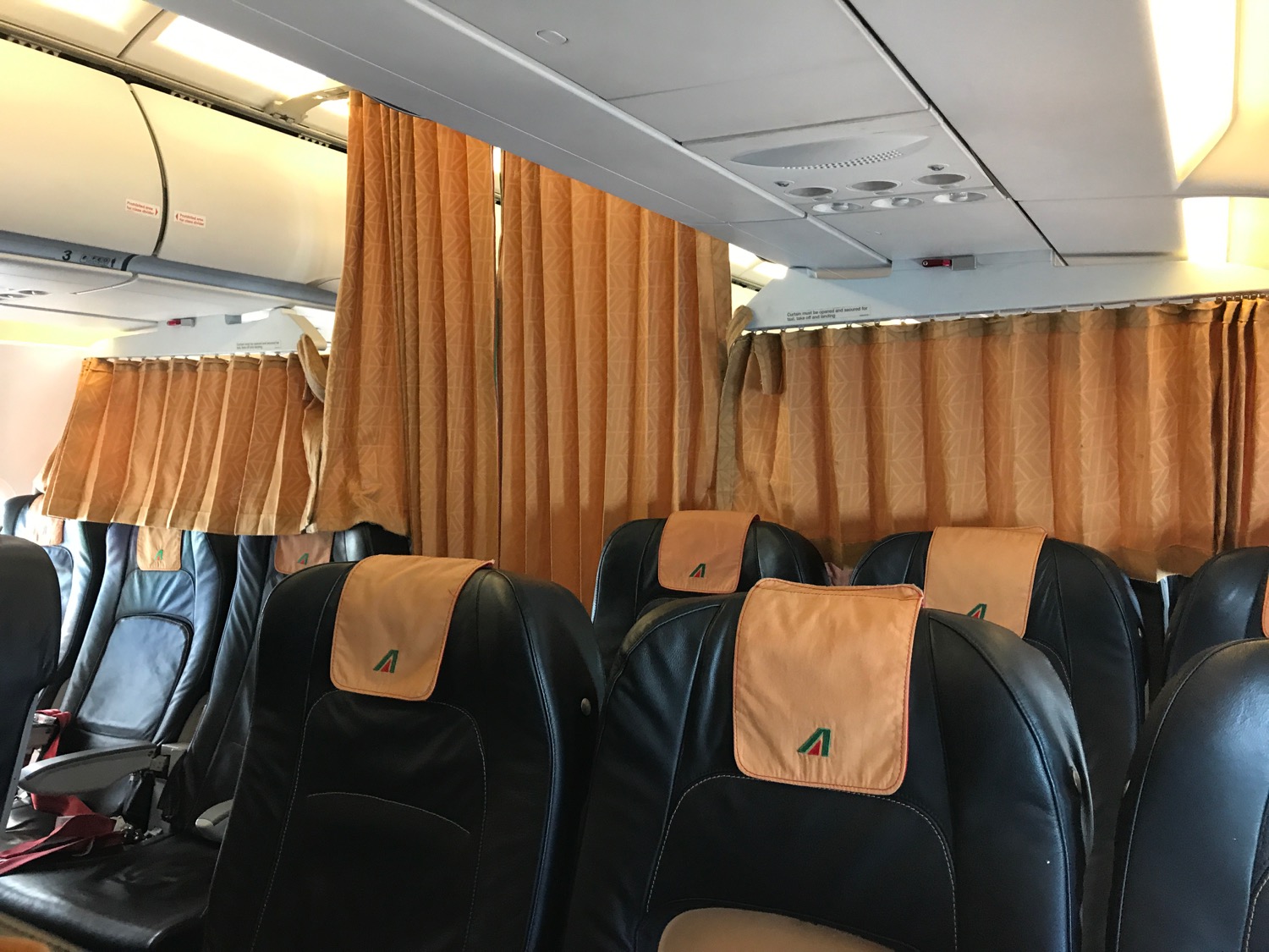 Review Alitalia A320 Business Class Madrid To Rome Live