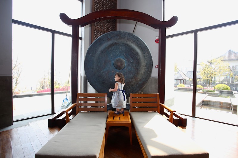 Giant gong in the Pool room