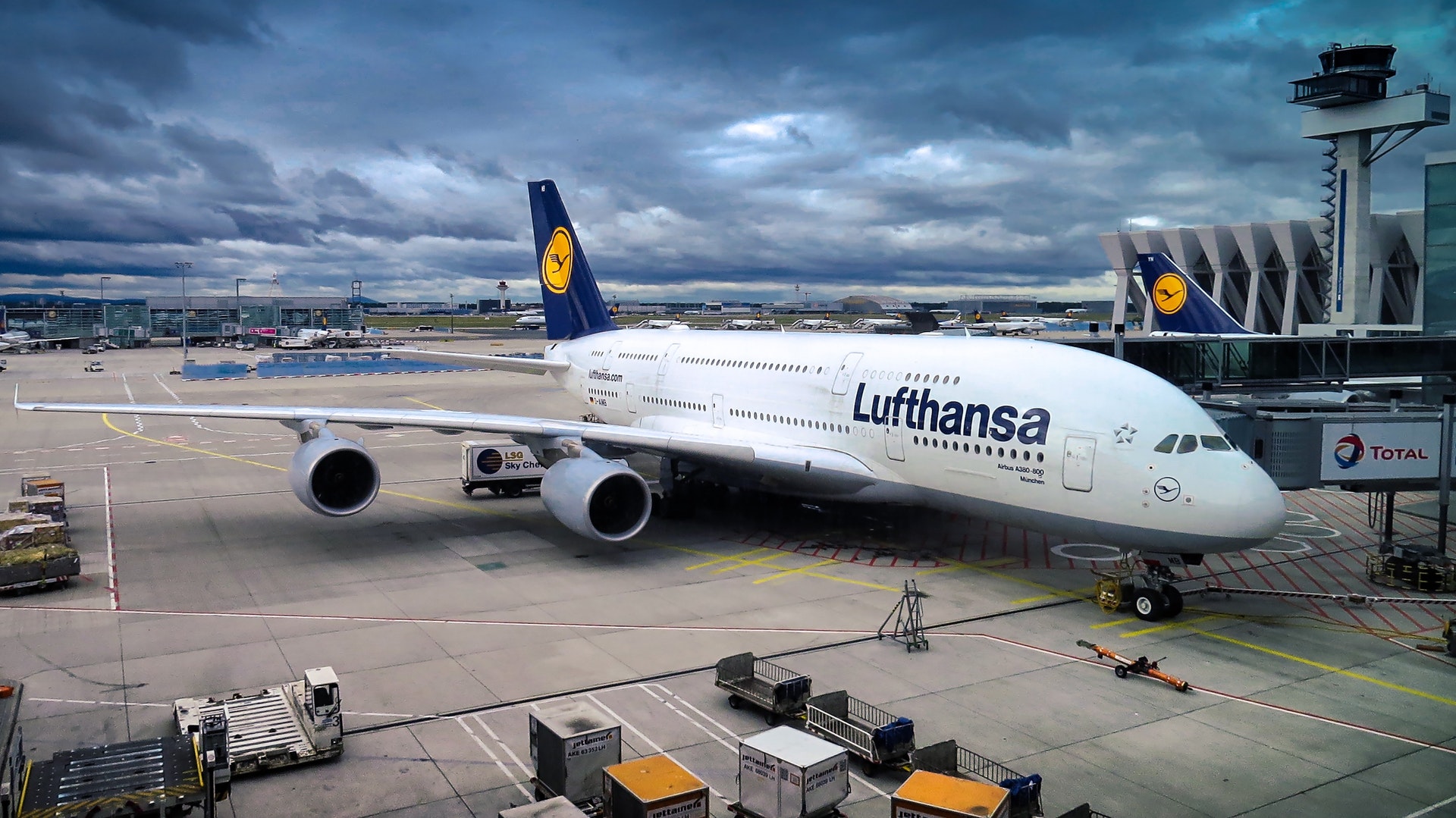 Lufthansa A380 LAX