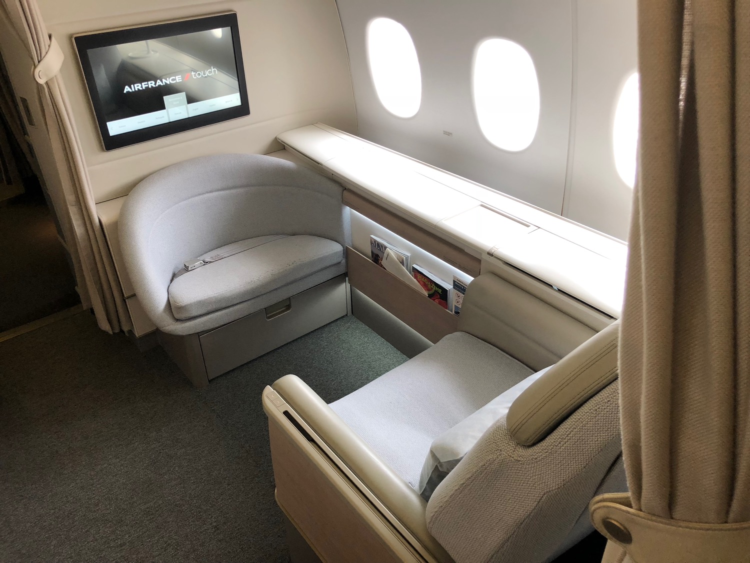 Review: Air France 777-300ER Business Class Paris To Dubai - Live and Let's Fly