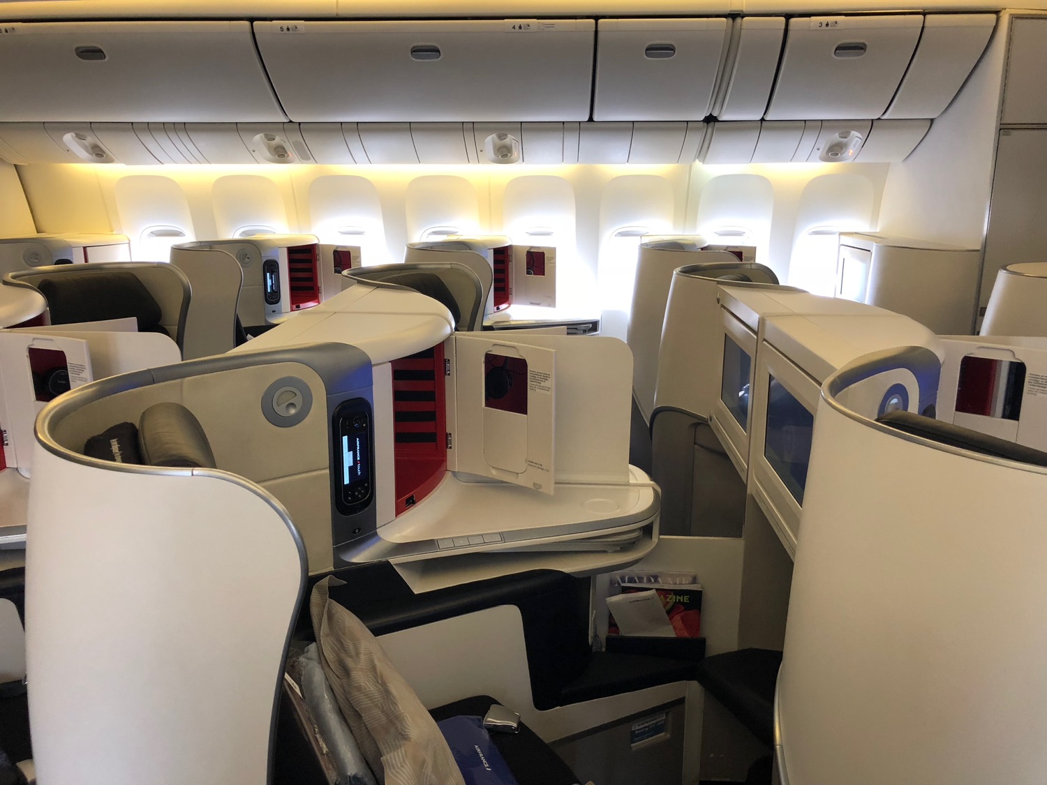 I Loved Flying Air France (777-300 Business Class) - Live and Let's Fly