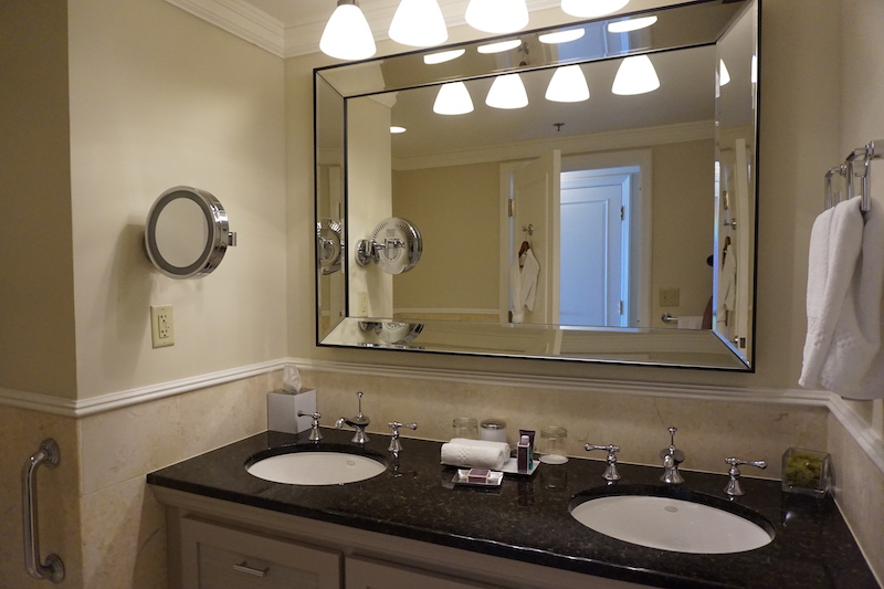 Double vanity in bathroom
