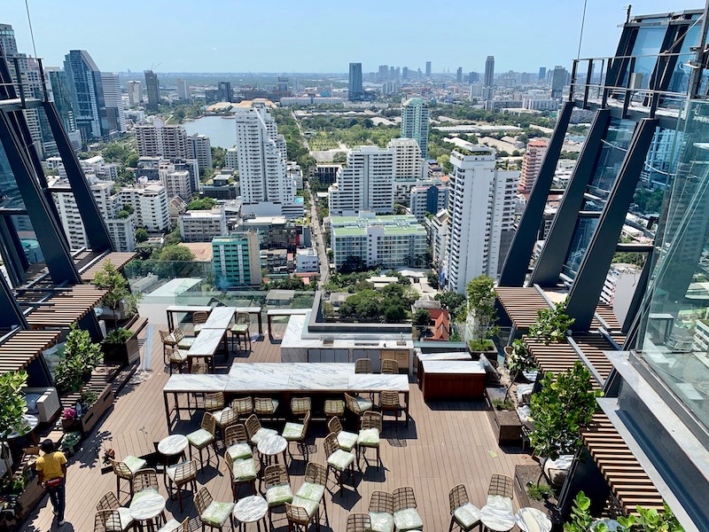 29 Floors up and a beautiful open cut view of central Bangkok