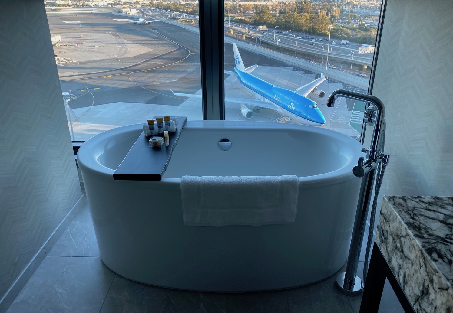 747 Bath Hyatt SFO